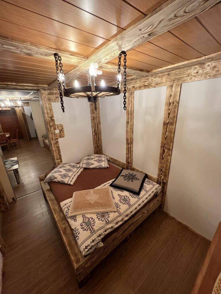 350112132_1724120924690611_4294563833691190559_n